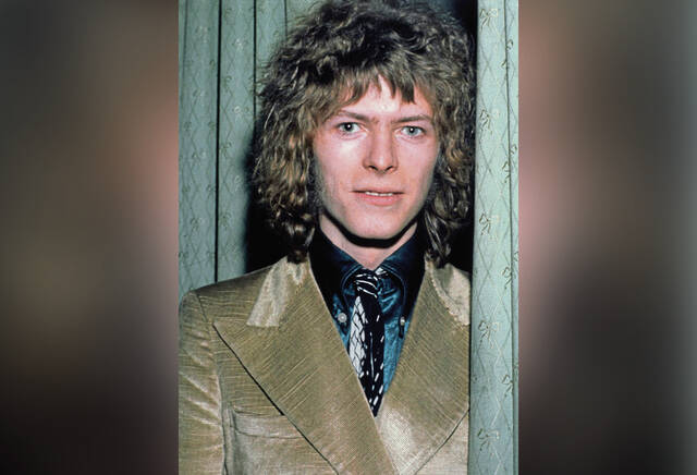 8133412_web1_gtr-A12BowieMasterTapesWeb-012125