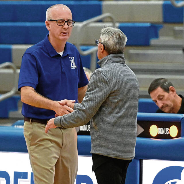 Hempfield high school boys basketball coach resigns amid investigation