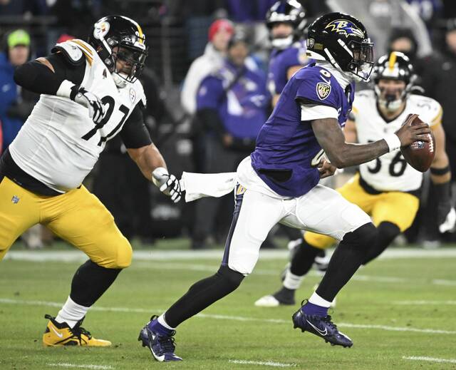 8150616_web1_ptr-SteelersRavens26-011225