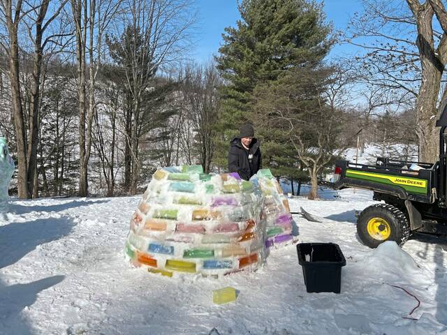 8154964_web1_wep-igloo-020225