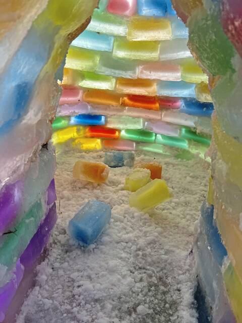 8154964_web1_wep-igloo2-020225