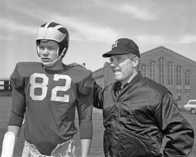 Friends, family mourn Springdale grad James Conley who captained 1964 Michigan Rose Bowl winner