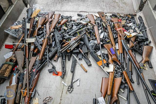 8039213_web1_vnd-GunDisposal-122124