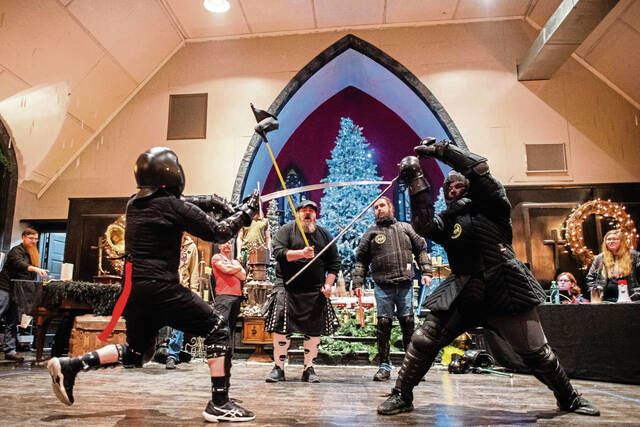 8092070_web1_gtr-SwordFight4-021125