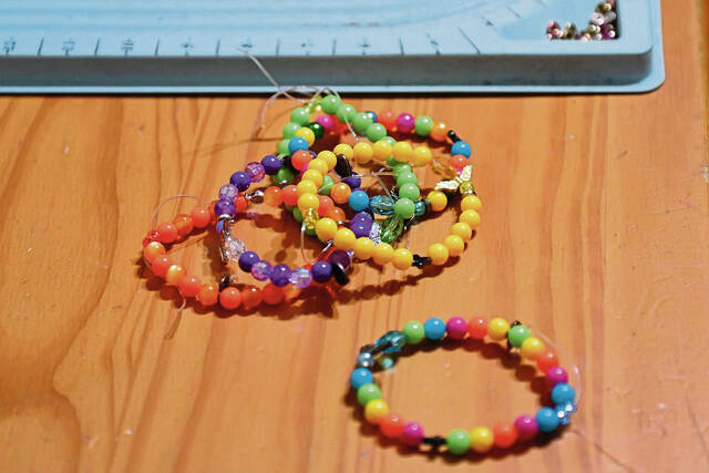 8134642_web1_wep-bracelets001