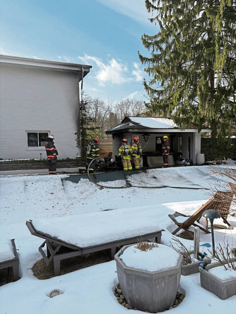 8162079_web1_naj-winterfires2-020625