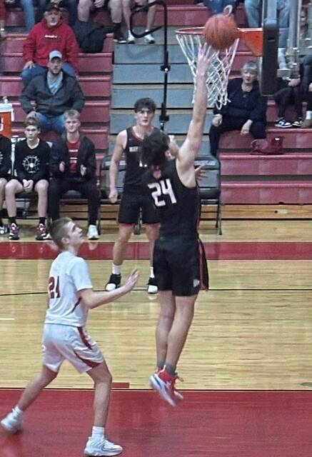 Southmoreland boys warm up, top Waynesburg to clinch section title