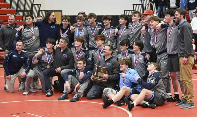 Burrell edges Derry in WPIAL Class 2A team wrestling championships for 19th title