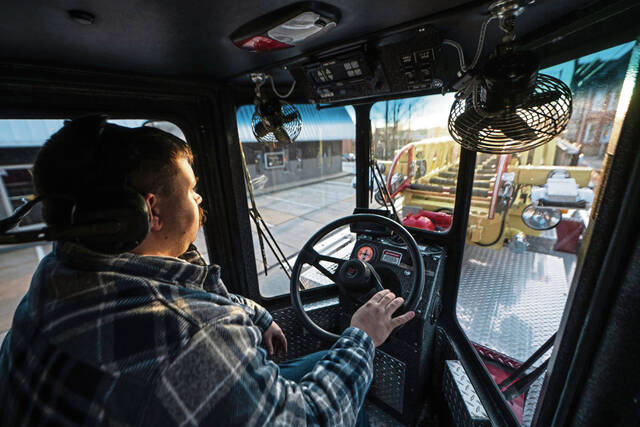 8180949_web1_gtr-firetrucksale2-021125