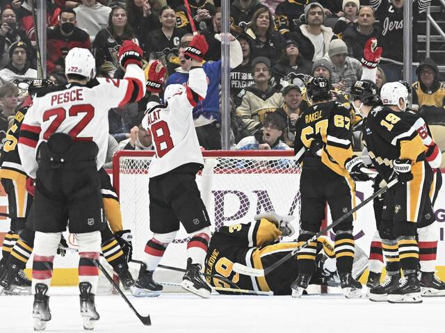 8181375_web1_ptr-PensDevils05-020525