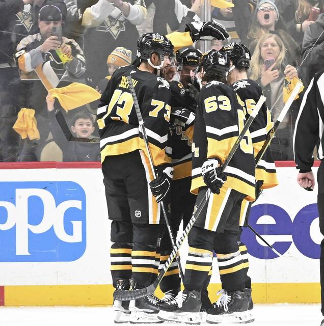 8181375_web1_ptr-PensDevils10-020525