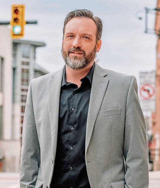 8181944_web1_gtr-JonWian