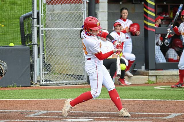 8186904_web1_gtr-SHsoftball-021125