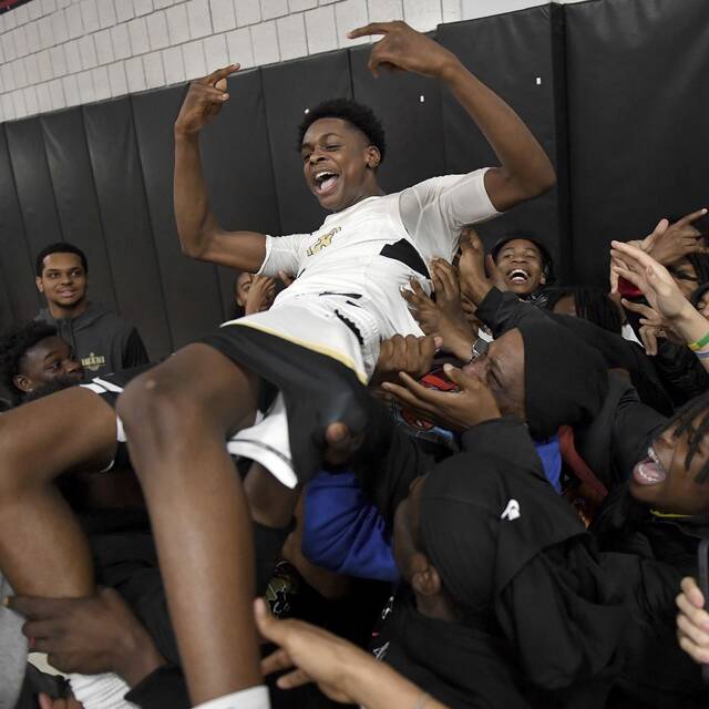 Imani Christian’s R.J. Sledge celebrates senior night with OT winner vs. Central Catholic