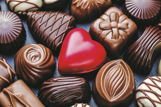8203737_web1_gtr-web-chocolatesVDay-020624