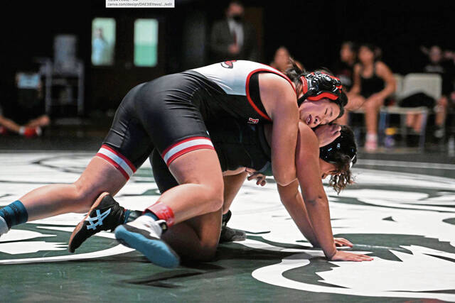 Confidence grows for Fox Chapel girls wrestlers in program’s 2nd season