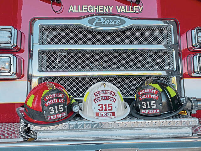 8216621_web1_vnd-firedonation02-092019