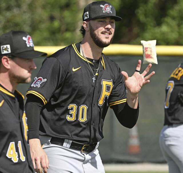 8219739_web1_ptr-Pirates05-021625