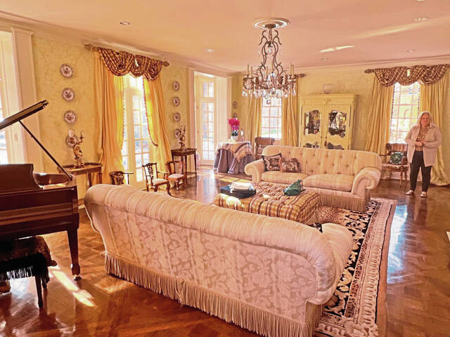 8222493_web1_sew-estate-022725-7