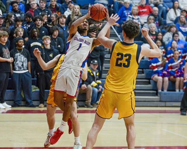 Chartiers Valley punishes Thomas Jefferson’s mistakes in Class 5A 1st-round win