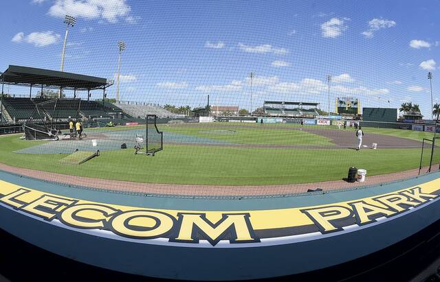 8228683_web1_ptr-Bucs-LECOMPark-01