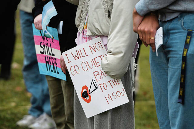 8251180_web1_gtr-PittProtest002-022825