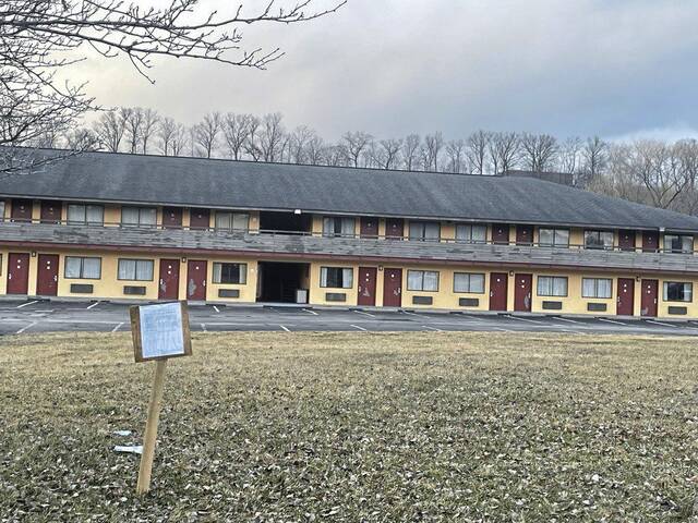 8259336_web1_vnd-HarmarHotel2
