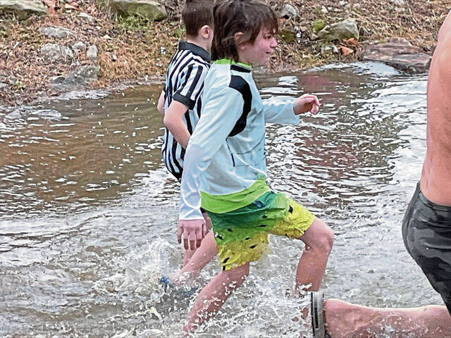 8262782_web1_VND-Plunge-030225-005