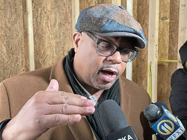 8266419_web1_PTR-Pittsburgh-Mayor-Ed-Gainey-2025-003