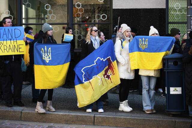 8267150_web1_PTR-StandWithUkraine21-030425
