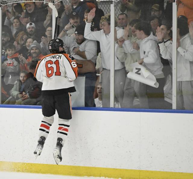 Latrobe makes early offensive outburst stand up in PIHL quarterfinal win over Hempfield