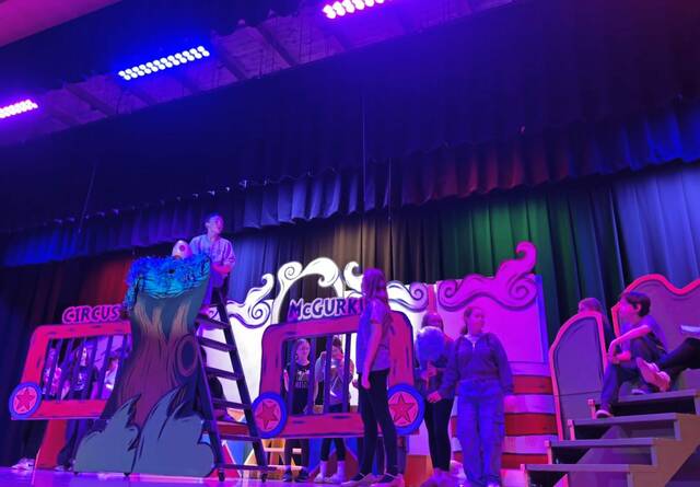 8270023_web1_pts-TraffordSeussical02-031325