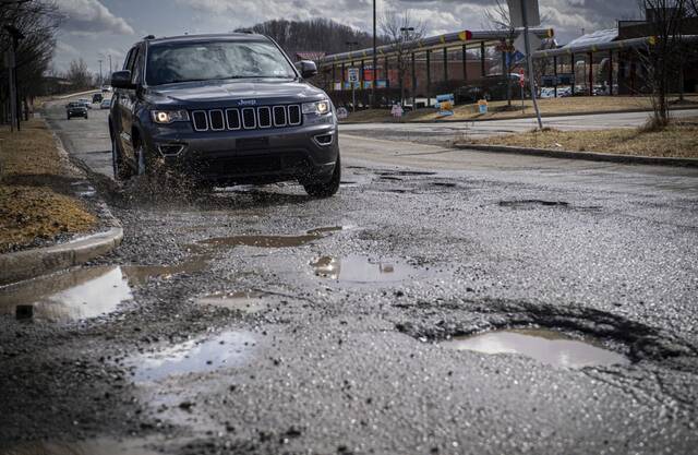 Pittsburgh Mills potholes — much frustration, few answers