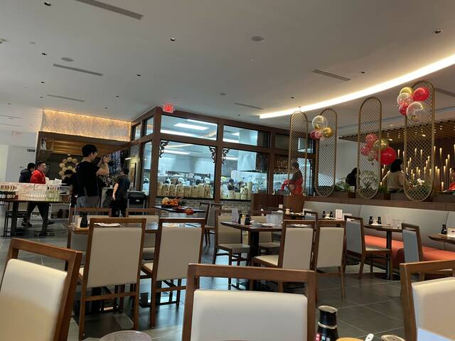 8274480_web1_ptr-nanxiangsoupdumplings4