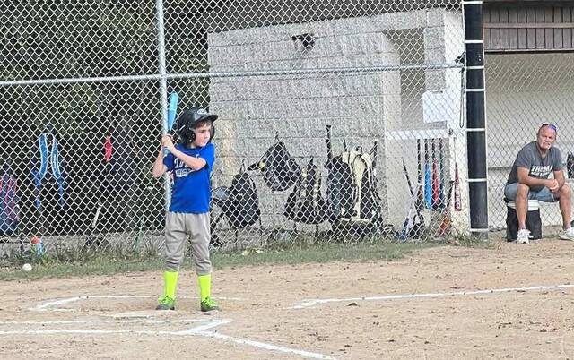 8275257_web1_vnd-LeechBaseball-030625--3-