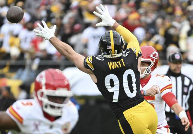 8278032_web1_ptr-SteelersChiefs22-1226