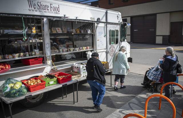 8293413_web1_her-foodprogram6-032025