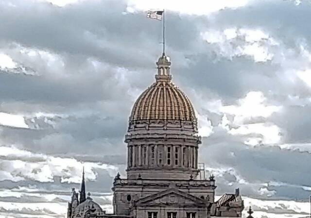8302801_web1_WEB-WestmorelandCourthouseDome001
