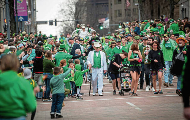 Nice weather makes for pleasant experience at Pittsburgh’s annual St. Patrick’s Day Parade