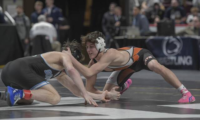 Wrestling notebook: PIAA individual championships staying in Hershey for now