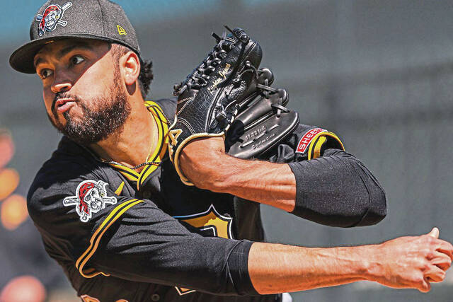8311349_web1_gtr-Bucs03-031725