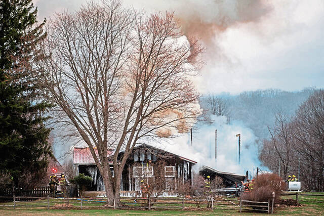 8313485_web1_gtr-StalstownFire001-031825