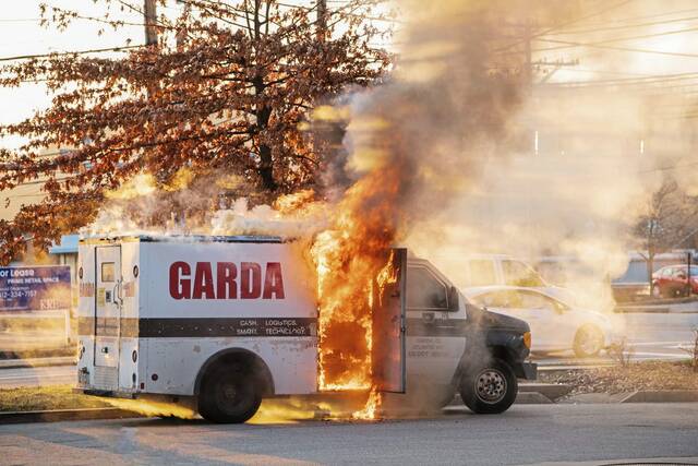 8314378_web1_vnd-truckfire002-032025