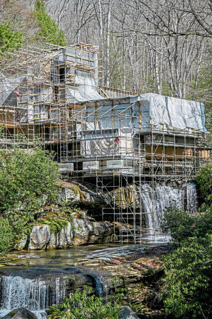 8316710_web1_GTR-fallingwater100-031325