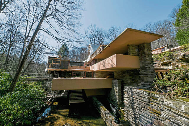 8316710_web1_GTR-fallingwater108-031325