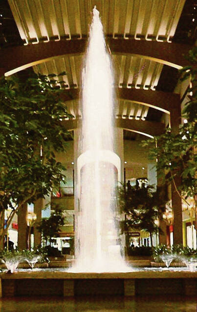 8322374_web1_PTR-malls04