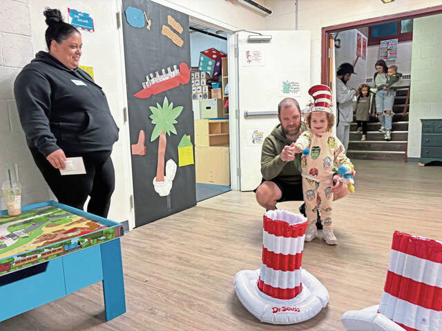 8329975_web1_vnd-lo-DrSeuss-032125