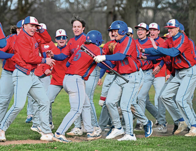 Inside-the-park grand slam fuels Mt. Pleasant to 2nd straight win over Freeport