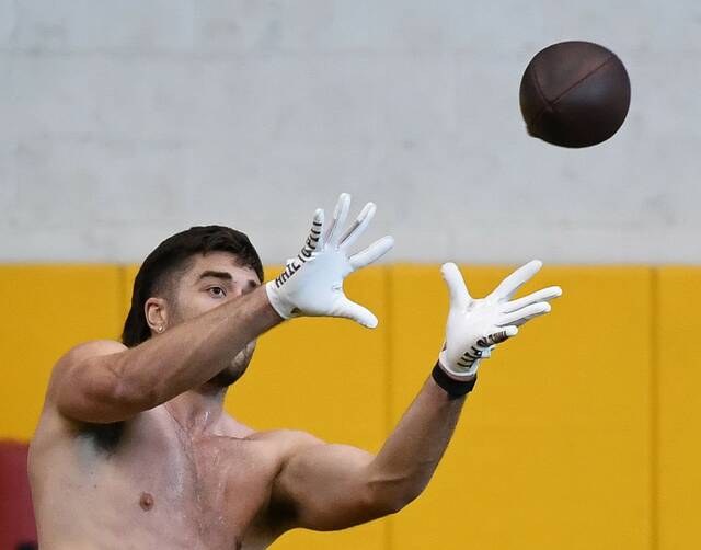 8343640_web1_gtr-pittproday12-032725