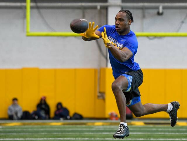 8343640_web1_gtr-pittproday31-032725